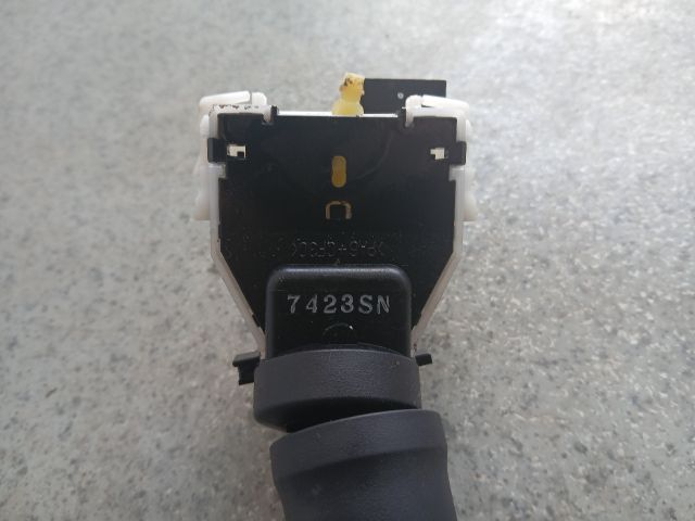 bontott NISSAN X-TRAIL II Bal Kormánykapcsoló Irányjelző