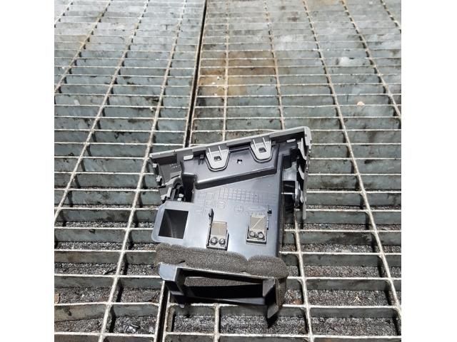 bontott NISSAN X-TRAIL II Bal Szellőző