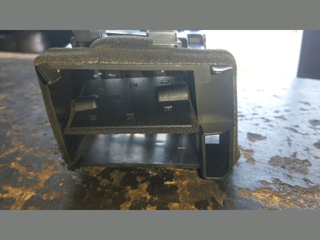 bontott NISSAN X-TRAIL II Bal Szellőző