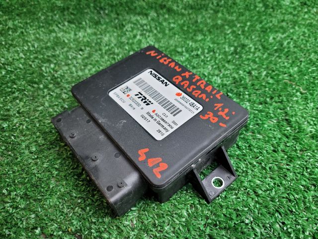 bontott NISSAN X-TRAIL II Elektronika (Magában)