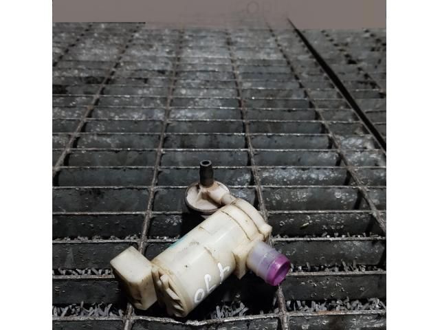 bontott NISSAN X-TRAIL II Első Ablakmosó Szivattyú