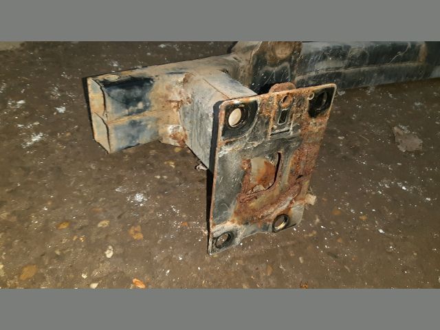 bontott NISSAN X-TRAIL II Első Lökhárító Merevítő (Fém)