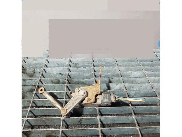 bontott NISSAN X-TRAIL II Első Xenon Szintszabályzó Jeladó