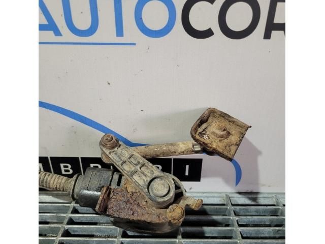 bontott NISSAN X-TRAIL II Első Xenon Szintszabályzó Jeladó