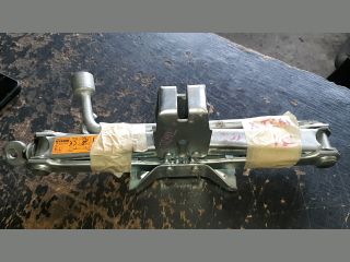 bontott NISSAN X-TRAIL II Emelő