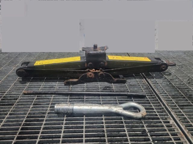 bontott NISSAN X-TRAIL II Emelő