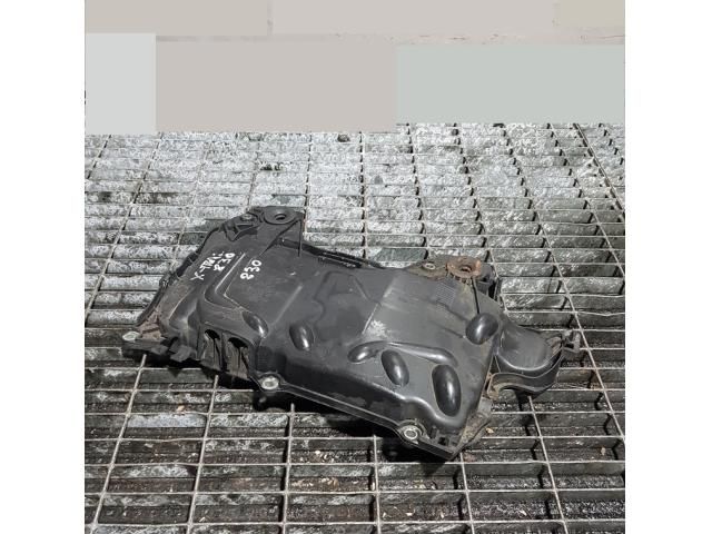 bontott NISSAN X-TRAIL II Felső Hűtőburkolat