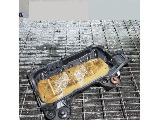 bontott NISSAN X-TRAIL II Felső Hűtőburkolat