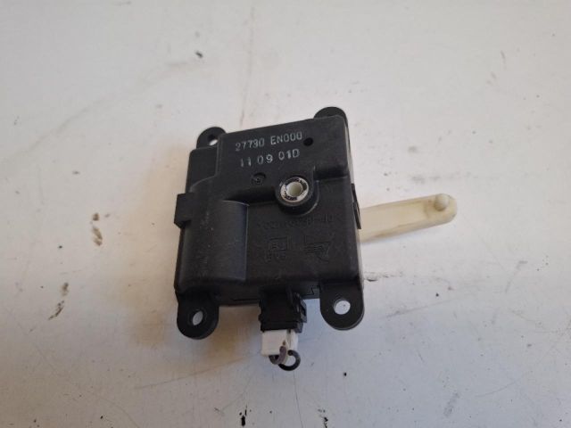 bontott NISSAN X-TRAIL II Fűtés Állító Motor