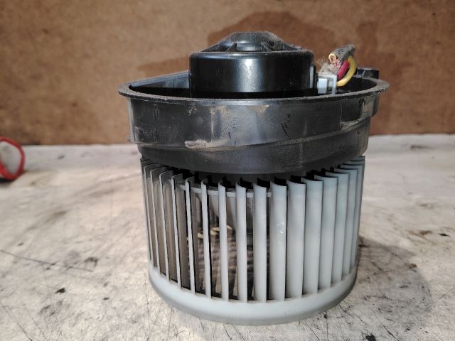 bontott NISSAN X-TRAIL II Fűtőmotor (Klímás)