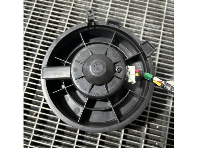 bontott NISSAN X-TRAIL II Fűtőmotor (Klímás)