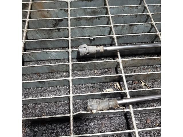 bontott NISSAN X-TRAIL II Gázrugós Kitámasztó Teleszkóp Csomagtérajtó (Pozíciófüggetlen)