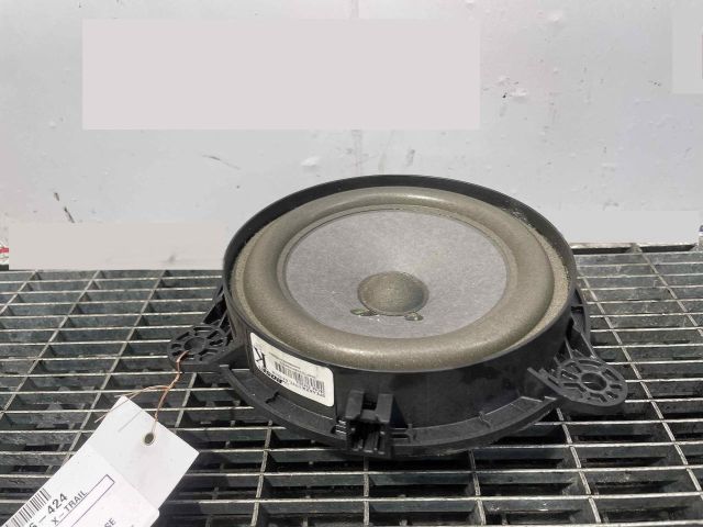 bontott NISSAN X-TRAIL II Hangszóró (Pozíciófüggetlen)