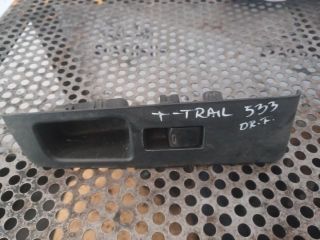 bontott NISSAN X-TRAIL II Jobb első Ablakemelő Kapcsoló