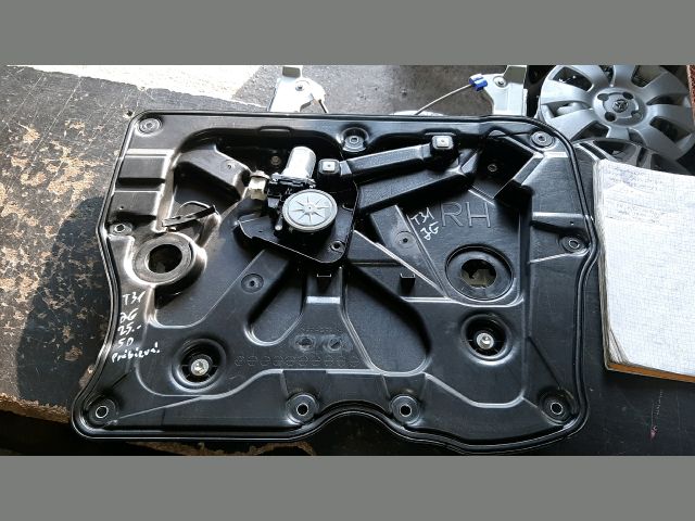 bontott NISSAN X-TRAIL II Jobb első Ablakemelő Szerkezet (Elektromos)