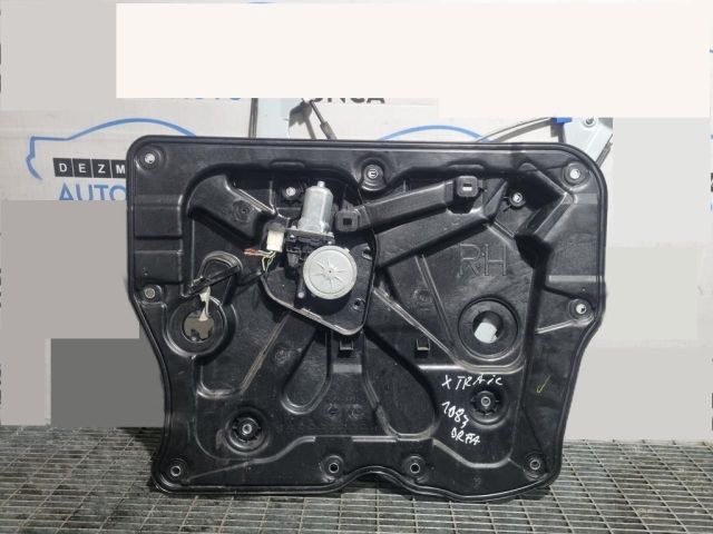 bontott NISSAN X-TRAIL II Jobb első Ablakemelő Szerkezet (Elektromos)