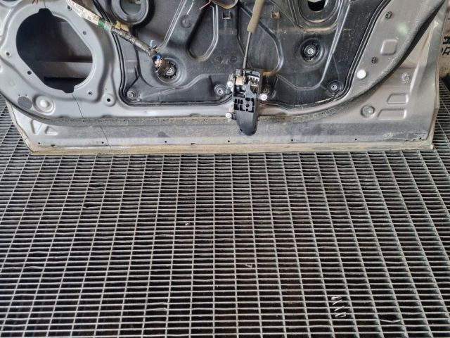 bontott NISSAN X-TRAIL II Jobb első Ajtó (Üres lemez)