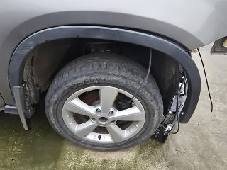 bontott NISSAN X-TRAIL II Jobb első Sárvédő Díszléc