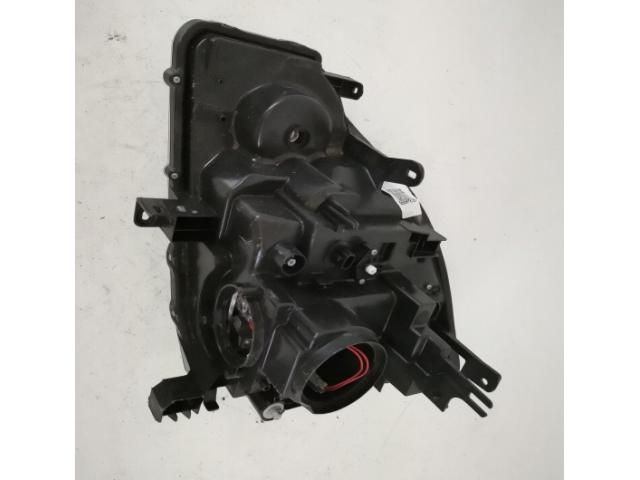 bontott NISSAN X-TRAIL II Jobb Fényszóró