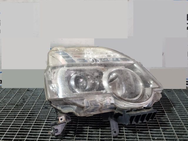 bontott NISSAN X-TRAIL II Jobb Fényszóró