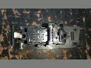 bontott NISSAN X-TRAIL II Jobb hátsó Ablakemelő Kapcsoló