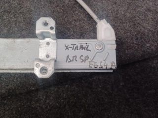 bontott NISSAN X-TRAIL II Jobb hátsó Ablakemelő Szerkezet (Elektromos)