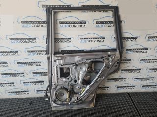 bontott NISSAN X-TRAIL II Jobb hátsó Ajtó (Üres lemez)