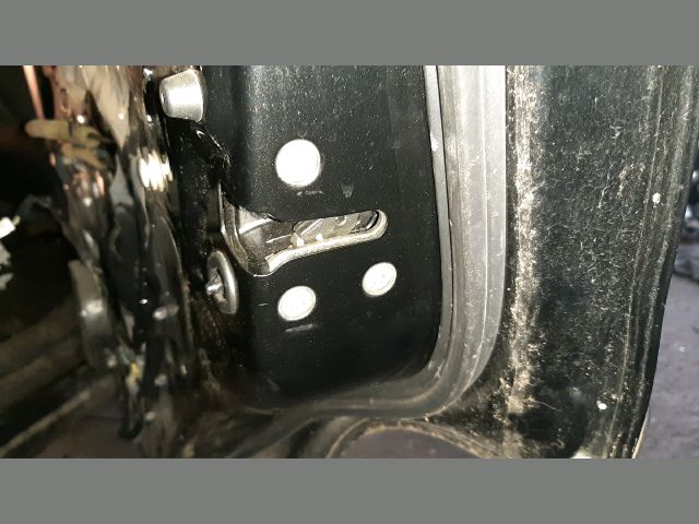 bontott NISSAN X-TRAIL II Jobb hátsó Ajtó (Üres lemez)