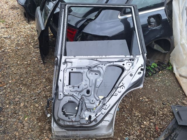 bontott NISSAN X-TRAIL II Jobb hátsó Ajtó (Üres lemez)