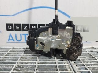 bontott NISSAN X-TRAIL II Jobb hátsó Ajtózár