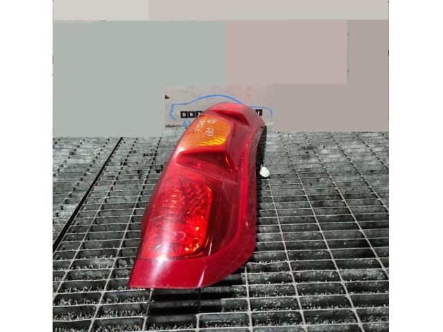 bontott NISSAN X-TRAIL II Jobb Hátsó Lámpa