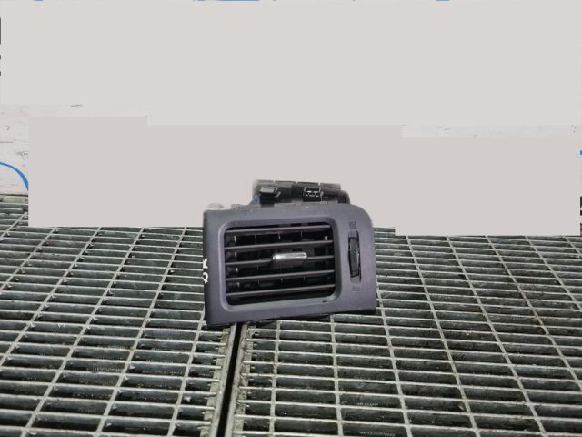 bontott NISSAN X-TRAIL II Jobb Szellőző