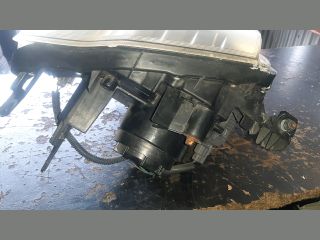 bontott NISSAN X-TRAIL II Jobb Xenon Fényszóró