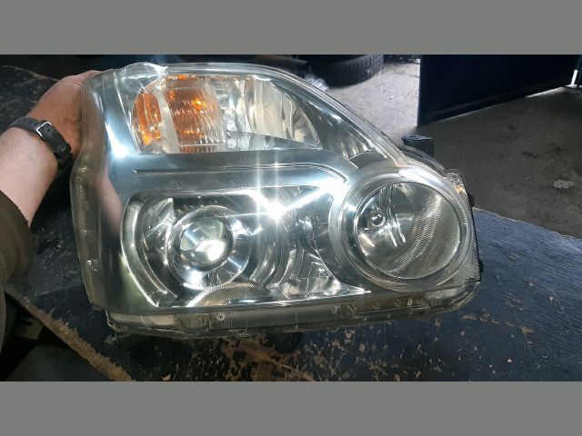 bontott NISSAN X-TRAIL II Jobb Xenon Fényszóró