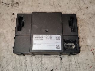 bontott NISSAN X-TRAIL II Komfort Elektronika