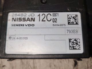 bontott NISSAN X-TRAIL II Komfort Elektronika