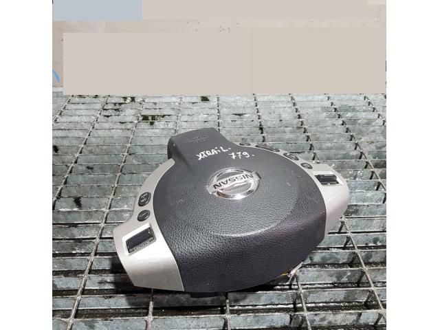 bontott NISSAN X-TRAIL II Kormánylégzsák