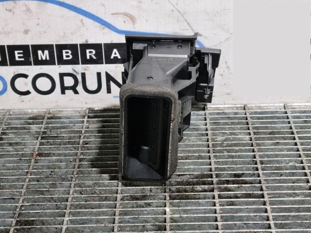 bontott NISSAN X-TRAIL II Középső Szellőző