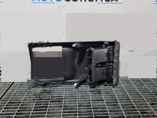 bontott NISSAN X-TRAIL II Középső Szellőző