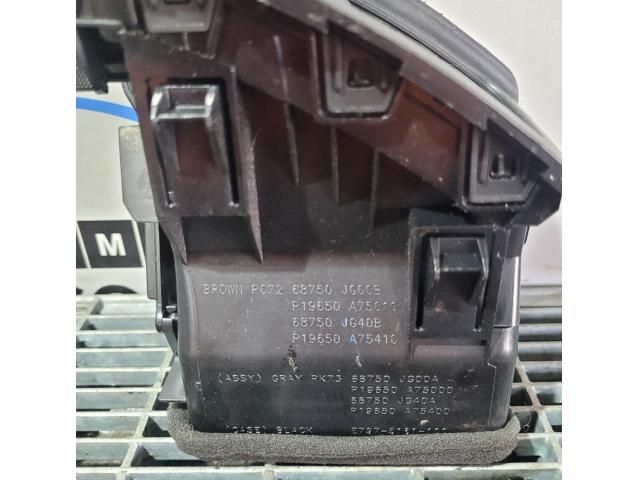 bontott NISSAN X-TRAIL II Középső Szellőző