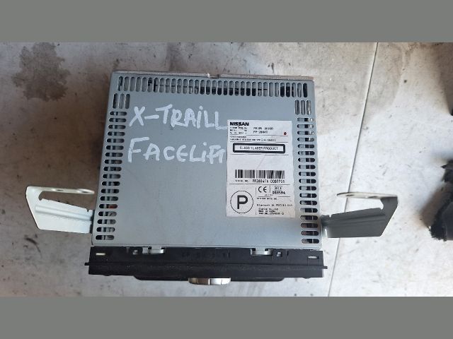 bontott NISSAN X-TRAIL II Rádió / CD