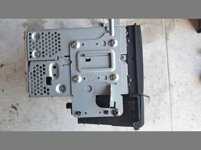 bontott NISSAN X-TRAIL II Rádió / CD