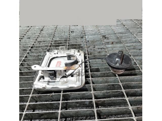 bontott NISSAN X-TRAIL II Tankajtó