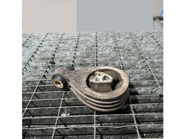 bontott NISSAN X-TRAIL II Tartó Bak