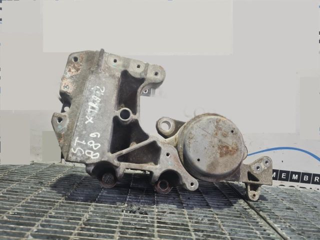 bontott NISSAN X-TRAIL II Tartó Bak