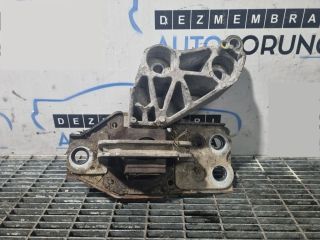 bontott NISSAN X-TRAIL II Tartó Bak