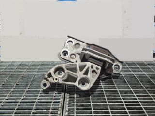 bontott NISSAN X-TRAIL II Tartó Bak