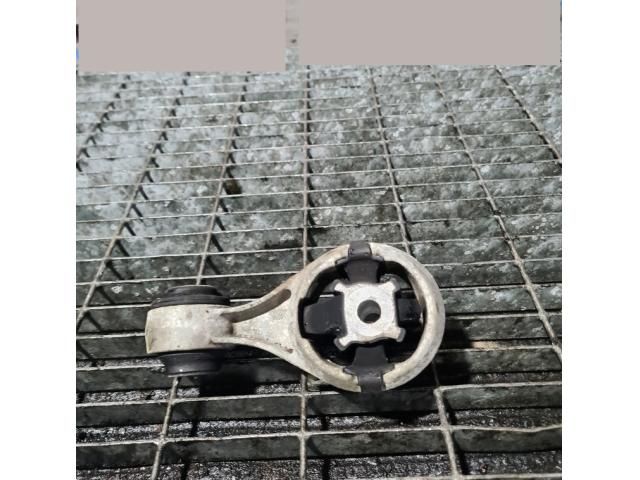 bontott NISSAN X-TRAIL II Tartó Bak