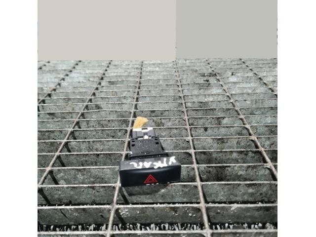 bontott NISSAN X-TRAIL II Vészvillogó Kapcsoló