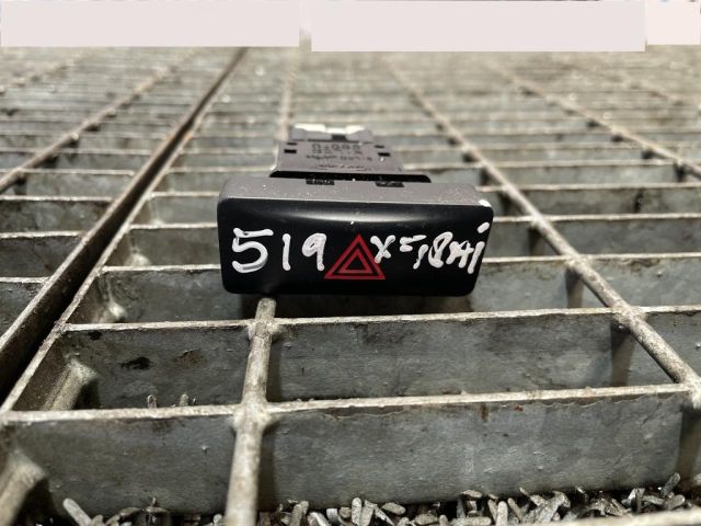 bontott NISSAN X-TRAIL II Vészvillogó Kapcsoló